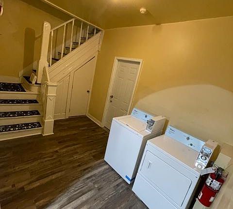 3rd image of 3728 N 16th St Floor 2