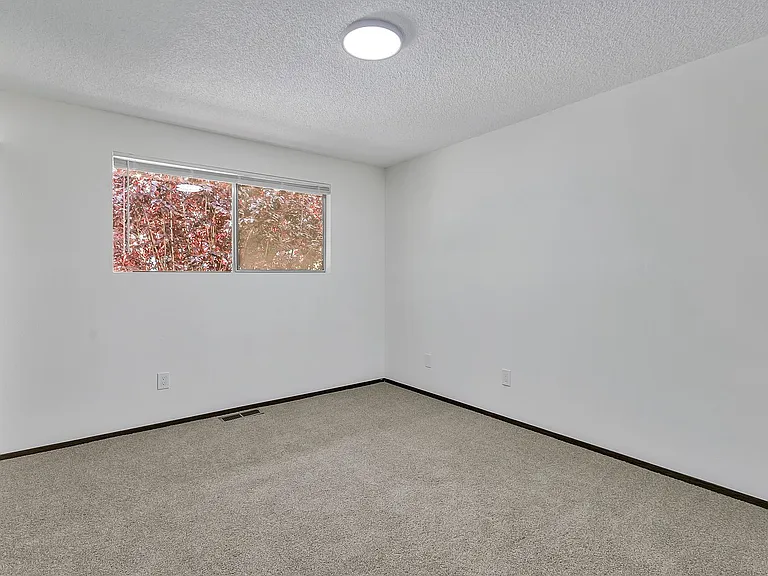 8832 20th Ave SW — Photo 20
