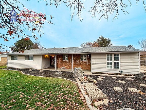 2nd image of 9 S Dewey Ln
