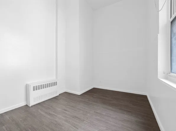 88 Fulton Street image 6 of 14