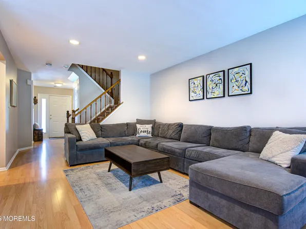 234 Paddington Court, Manalapan, NJ 07726