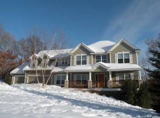 8937 Almquist Way, Inver Grove Heights, MN 55077