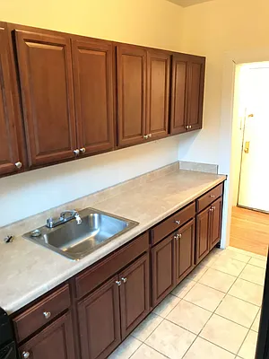 Rented by Lang Realty LLC | media 10