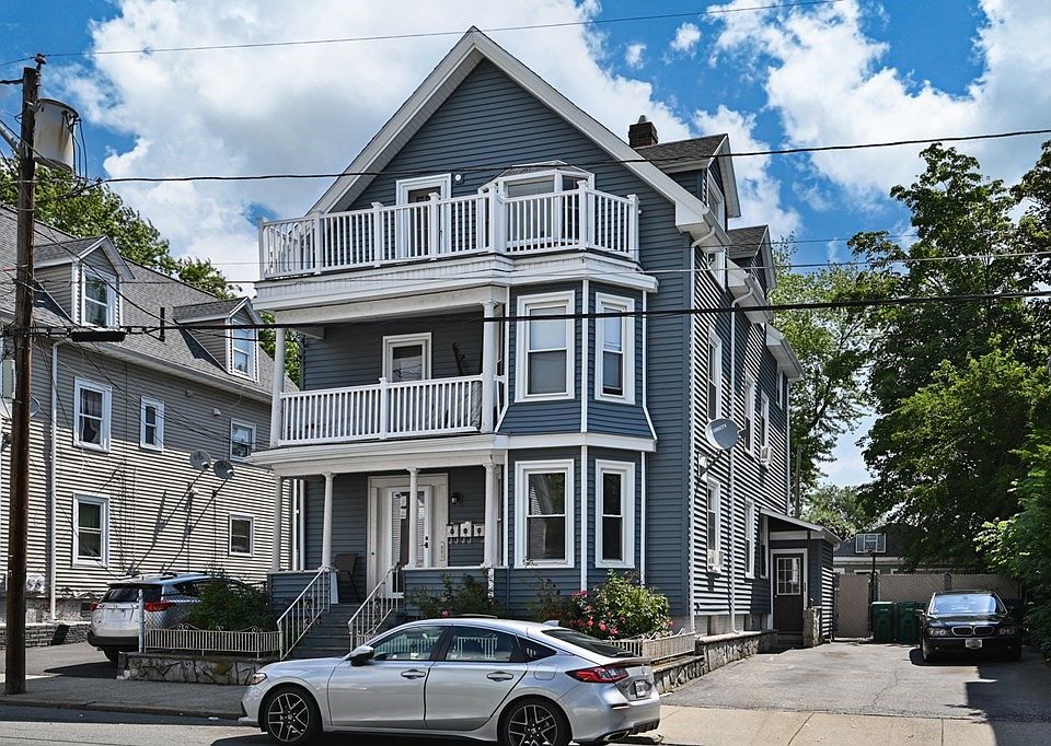 2nd image of 81 Kirtland St