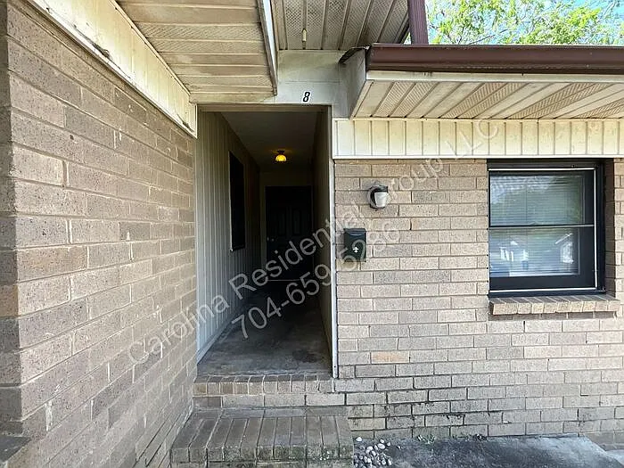 304 Palm St #8 — Photo 10