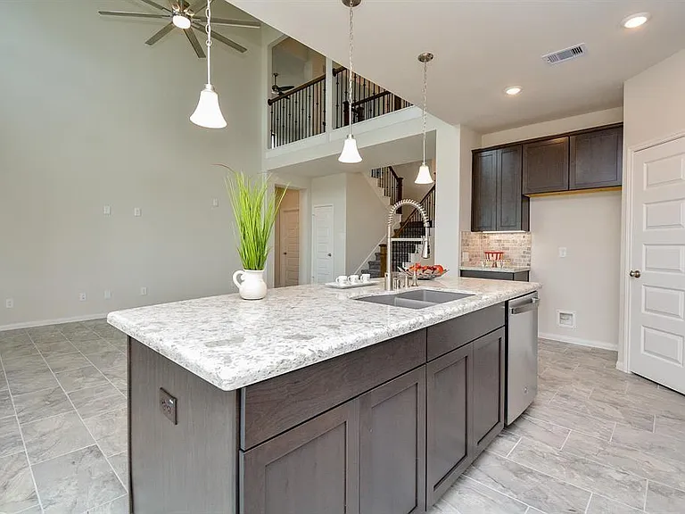 923 Orange Zest Ln — Photo 25