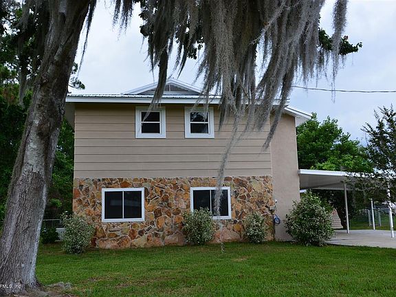 02) Spacious, two stories