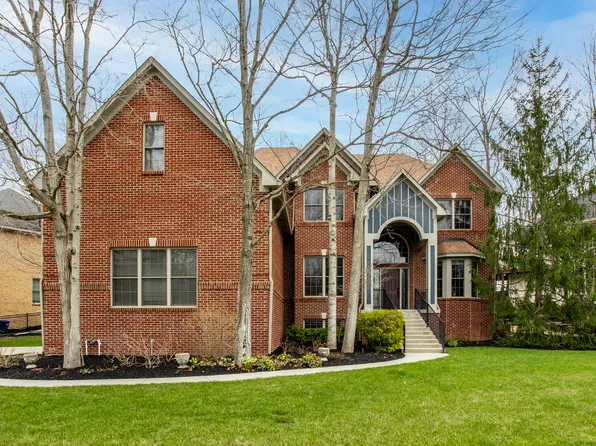 6535 Royal Oakland Pl, Indianapolis, IN 46236