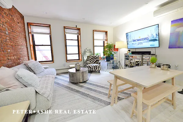 Rented by Peter Ashe | media 5