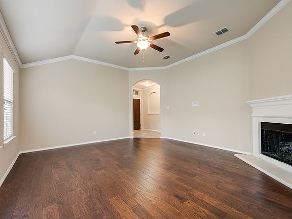5th image of 1804 Abbeygale Dr