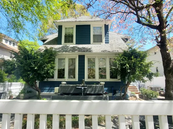 51 Bard Ave, Staten Island, NY 10310