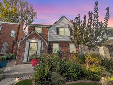 17211 Huntington Rd, Detroit, MI, 48219