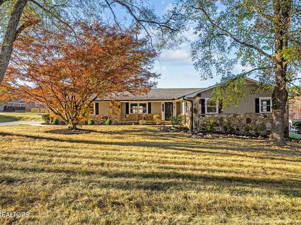 7734 Hoff Ln, Knoxville, TN 37938