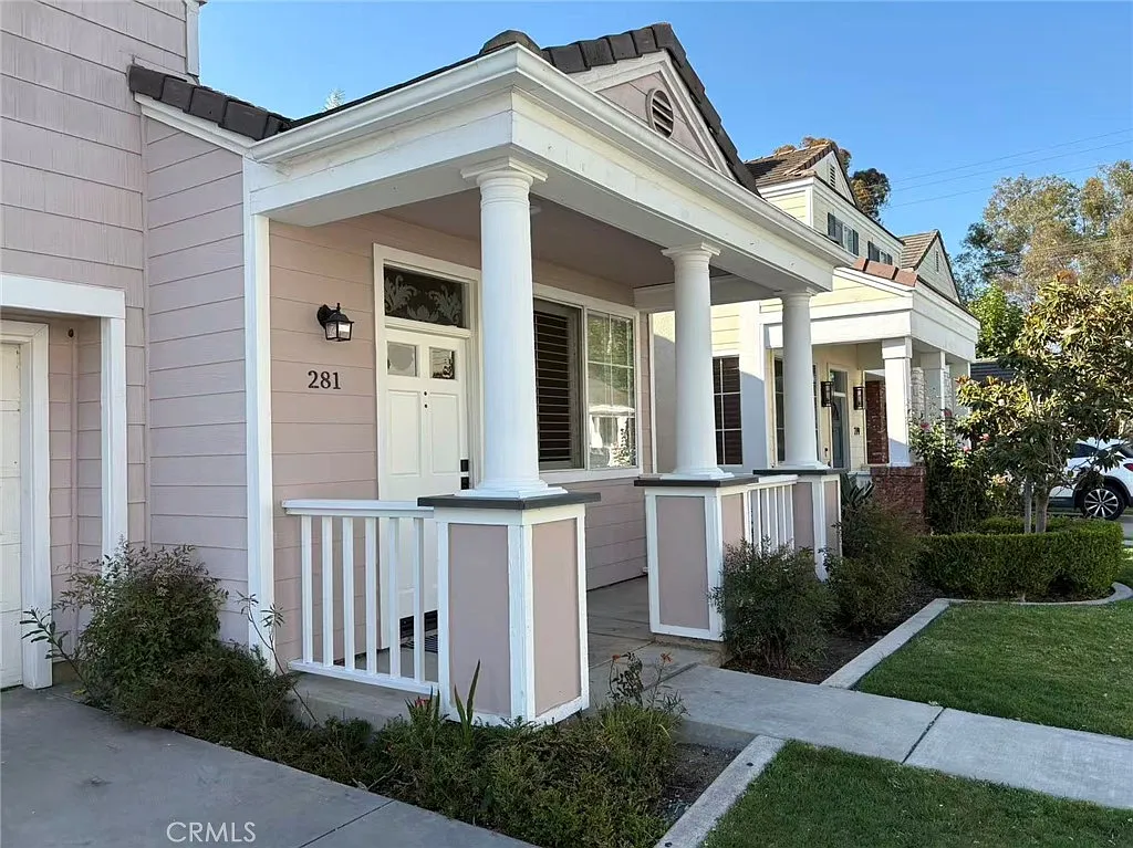 4 bed, 2108 sqft, $6,100 — Photo 3