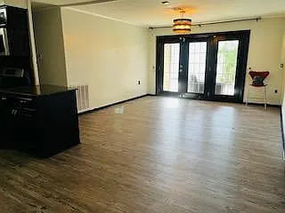 209 Douglas Dr — Photo 8