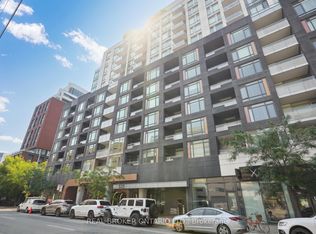 525 Adelaide St W #215, Toronto, ON M5V 0N7