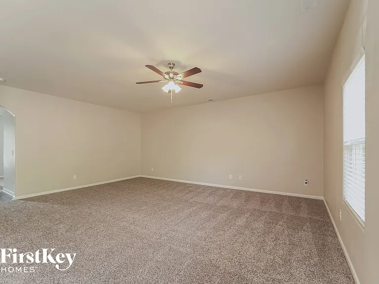 8317 Kneller St #52 — Photo 4