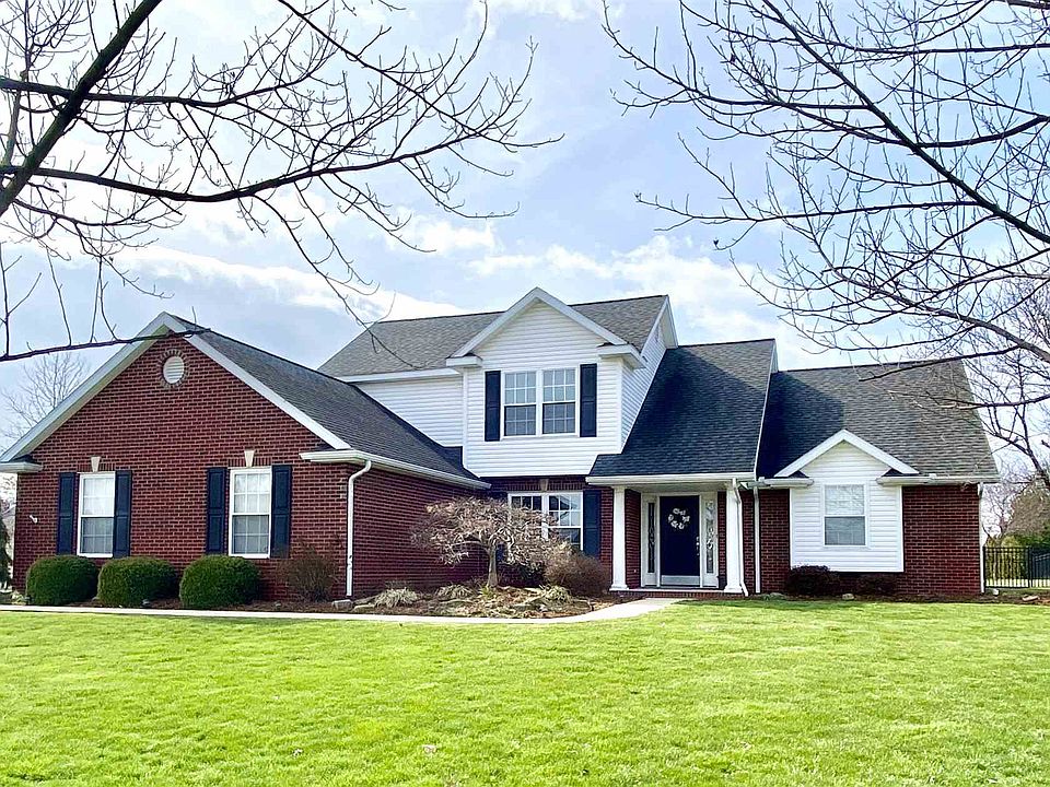 1st image of 907 N Evergreen Dr
