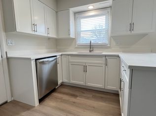 760 Holiday Ln #1, Des Plaines, IL 60016