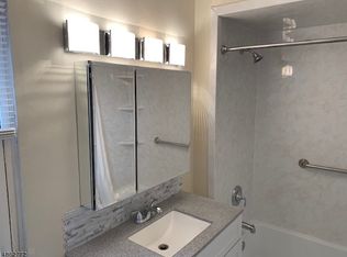 26 Clinton St UNIT 12, Belleville, NJ 07109