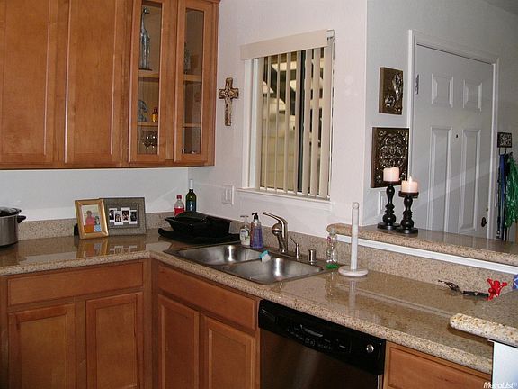 5th image of 3715 Tallyho Dr APT 113