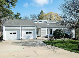 736 Greenfield Ave, Waverly, IA 50677