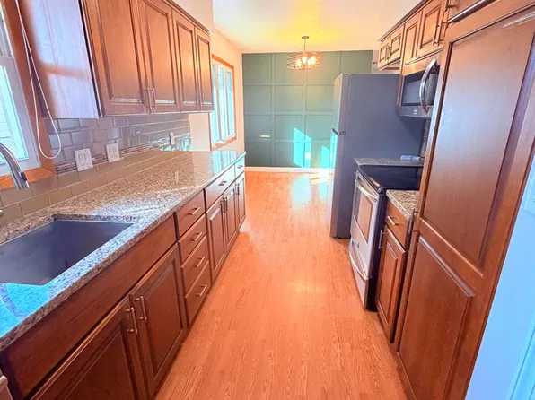 423 N High St, Aberdeen, SD 57401
