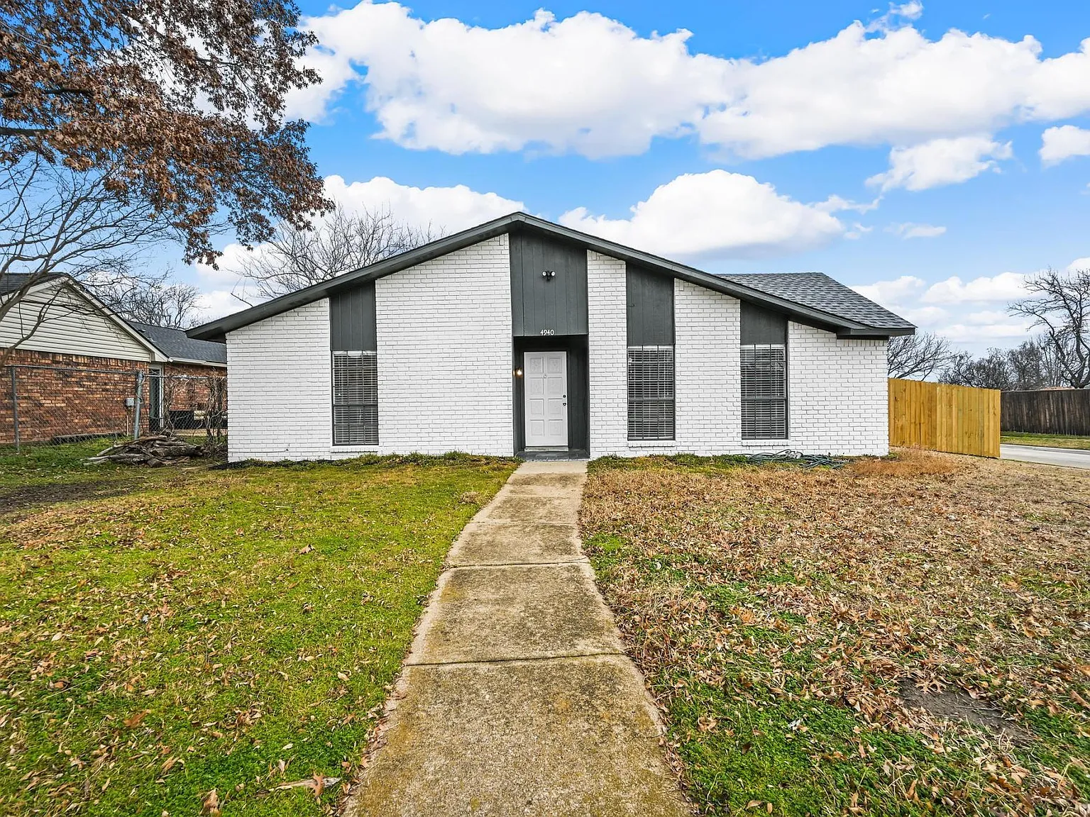 3 bed, 1425 sqft, $2,200 — Photo 1