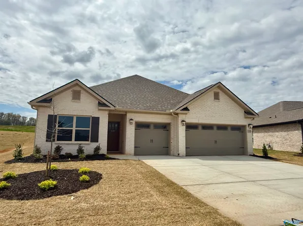 110 Ranna Dr, Huntsville, AL 35811