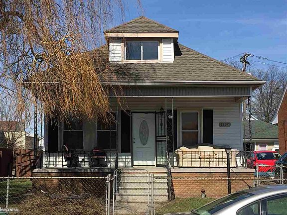 2nd image of 3827 Eldridge St