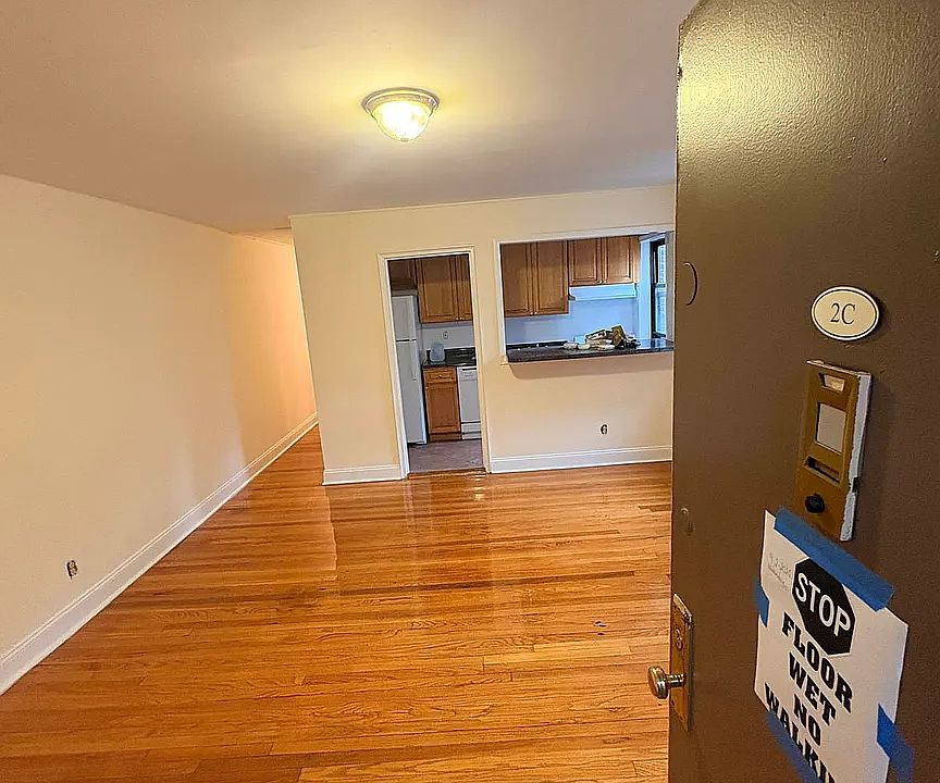 1st image of 20-35 24th St Unit 2C