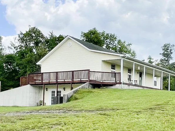 115 Tom Crawford Ln, Crab Orchard, KY 40419