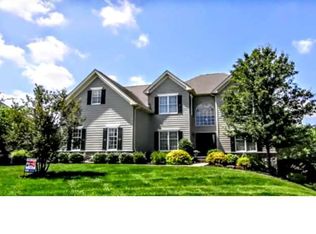 1472 Stock Grange Dr, Downingtown, PA 19335