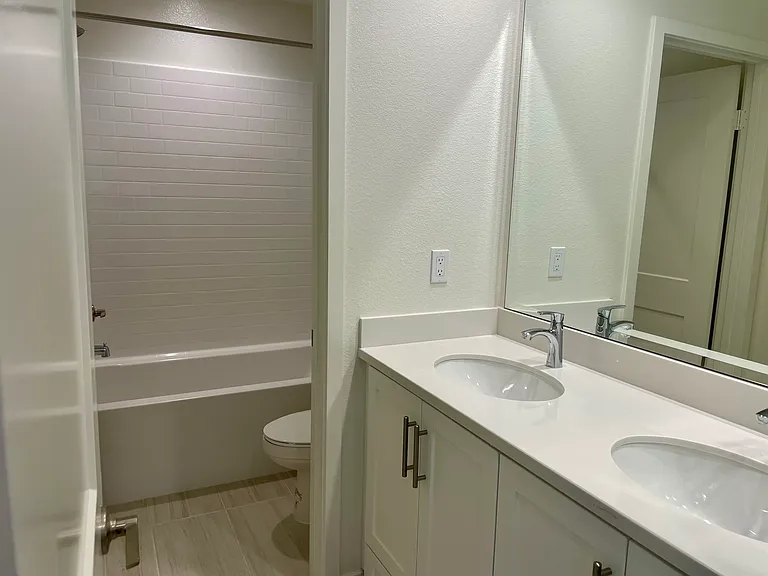 2577 Delphinium Ln — Photo 8