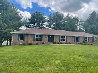 202 Hathaway Dr, Campbellsville, KY 42718