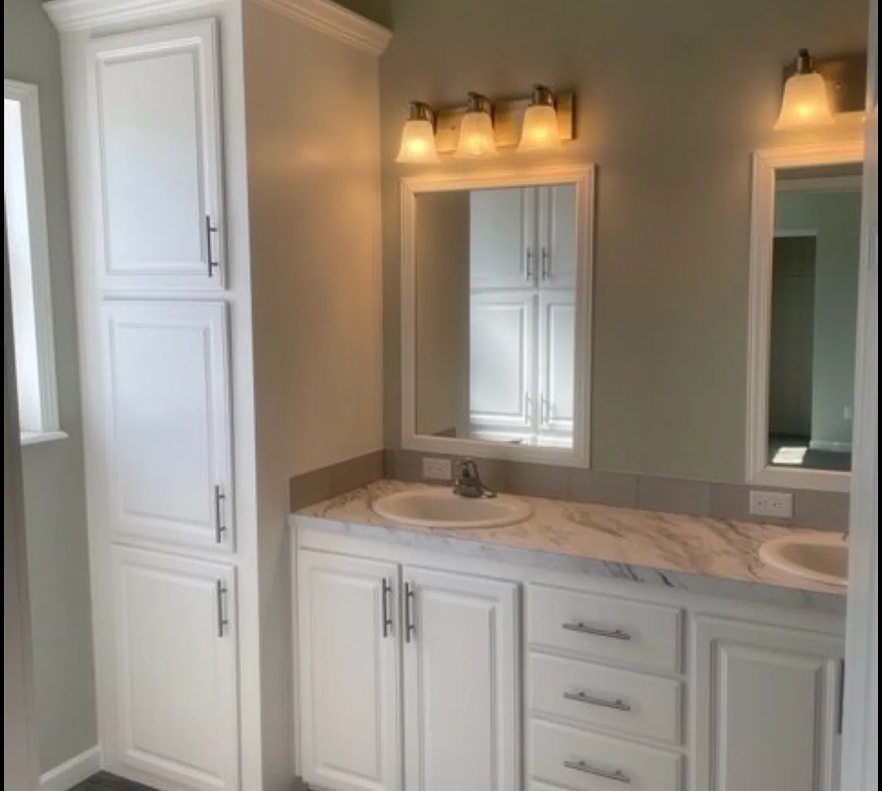 3 bed, 1344 sqft, $5,250 — Photo 4