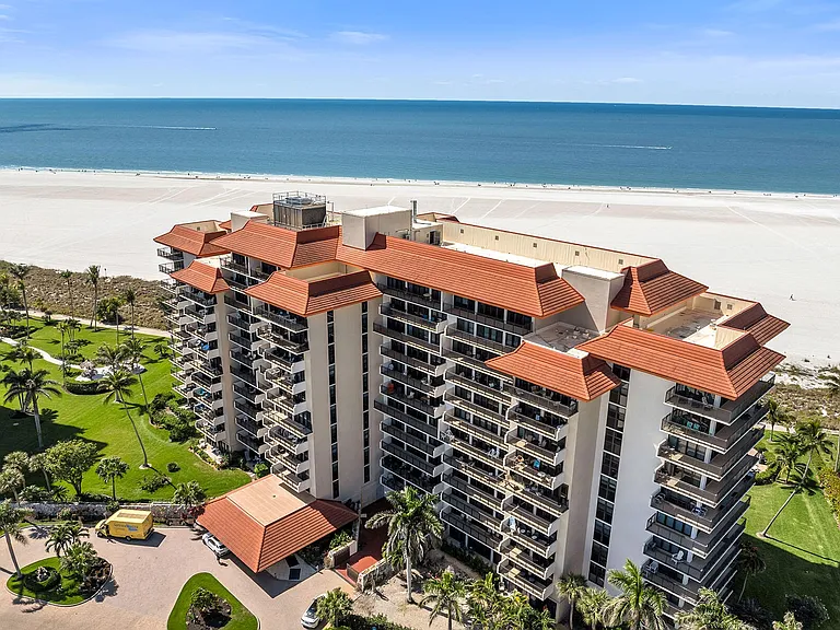 180 Seaview Ct #308 — Photo 15