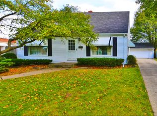 713 Virginia St, Racine, WI 53405