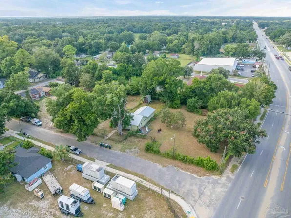 2906 W Moreno St, Pensacola, FL 32505