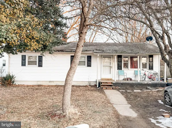 308 Hamilton St, Fredericksburg, VA 22408
