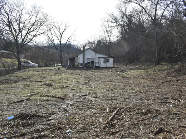 207 Hartsville Pike, Carthage, TN 37030