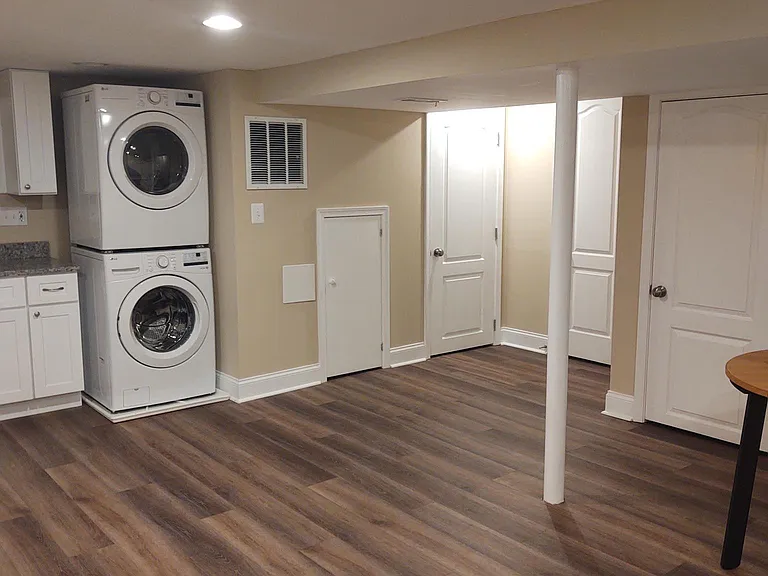 5658 Calyn Rd #BASEMENT — Photo 2