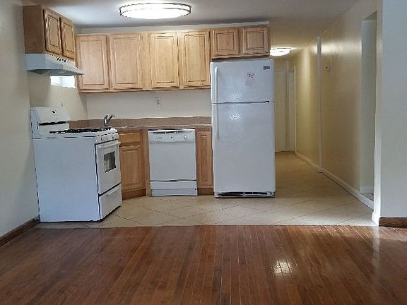 2nd image of 6510 De Costa Ave