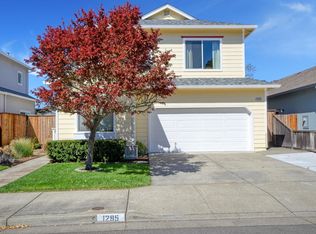 1295 Peterson Ln, Santa Rosa, CA 95403