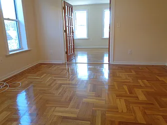 Rented by Zikos Realty Services