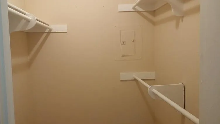Walk In Closet