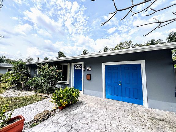 2nd image of 2525 NW 3rd Avenue