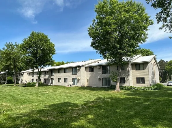 8379 Jasmine St #7, Virginia, MN 55792