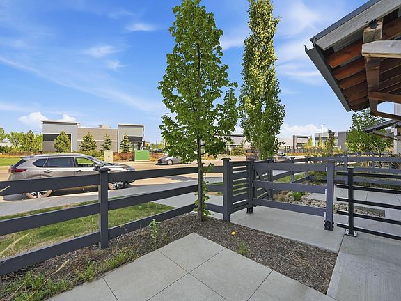 5th image of 100 Jensen Lakes Blvd #5