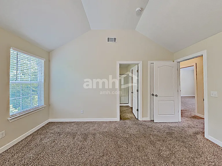 6943 Calderwood Dr — Photo 9